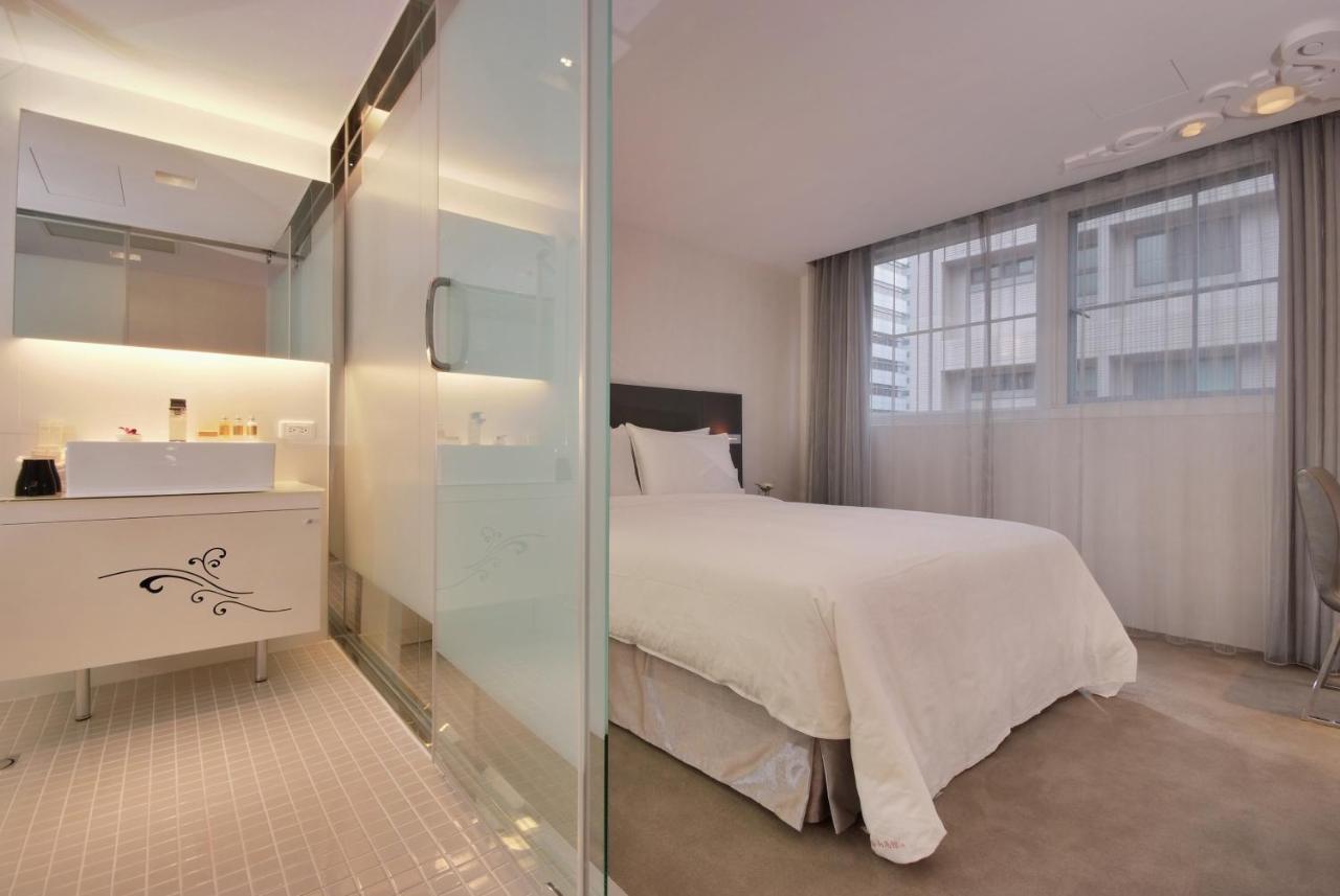 Forward Hotel Taipei Nangang Exterior photo