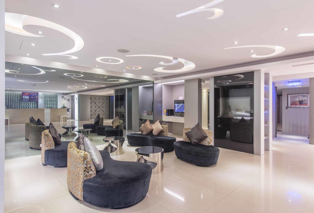 Forward Hotel Taipei Nangang Exterior photo