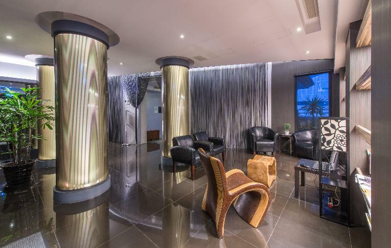 Forward Hotel Taipei Nangang Exterior photo